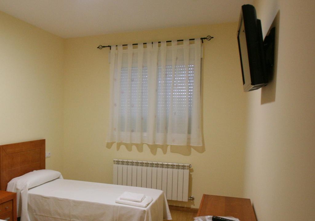 Albergue La Encina Hospital de Órbigo Værelse billede